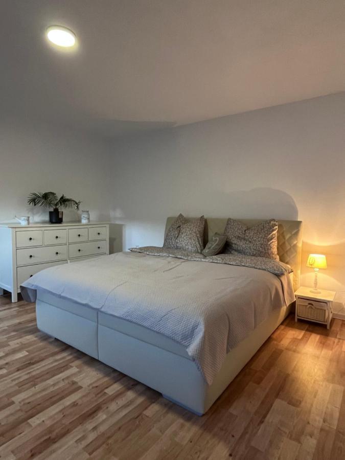 Apartman Gabi Лученєц Екстер'єр фото